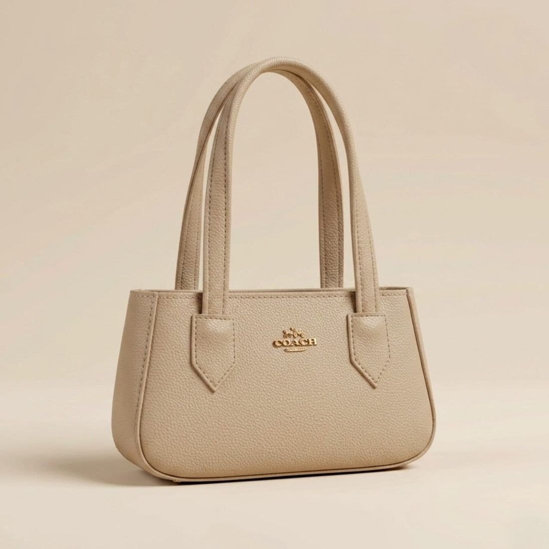 Coach Women's Beige Leather Shoulder Bag – Elegant Designer Handbag for Everyday Use
